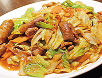 ホルモンの味噌炒め